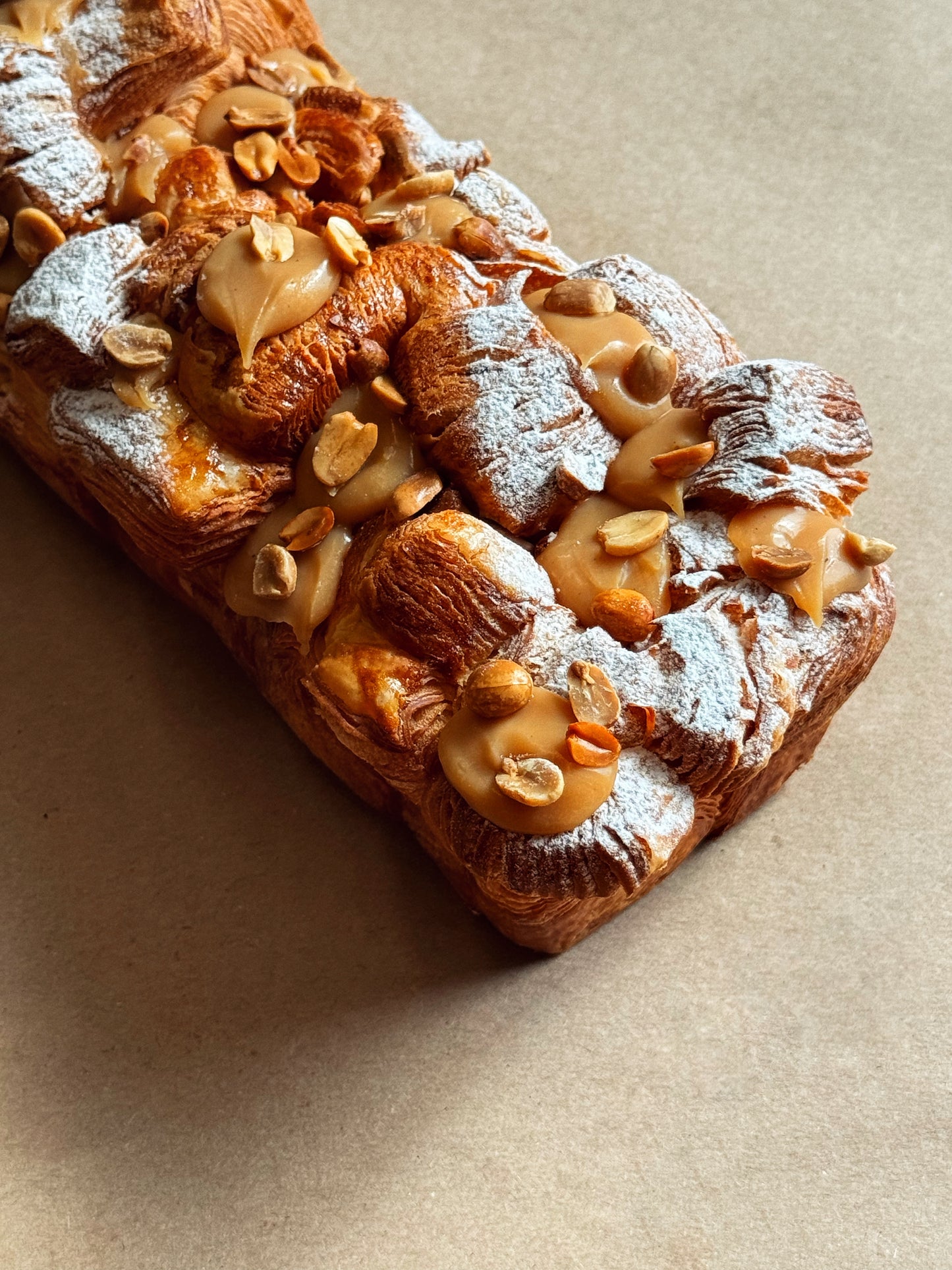 Brioche Feuilletée Fête des pères - Caramel / Cacahuete
