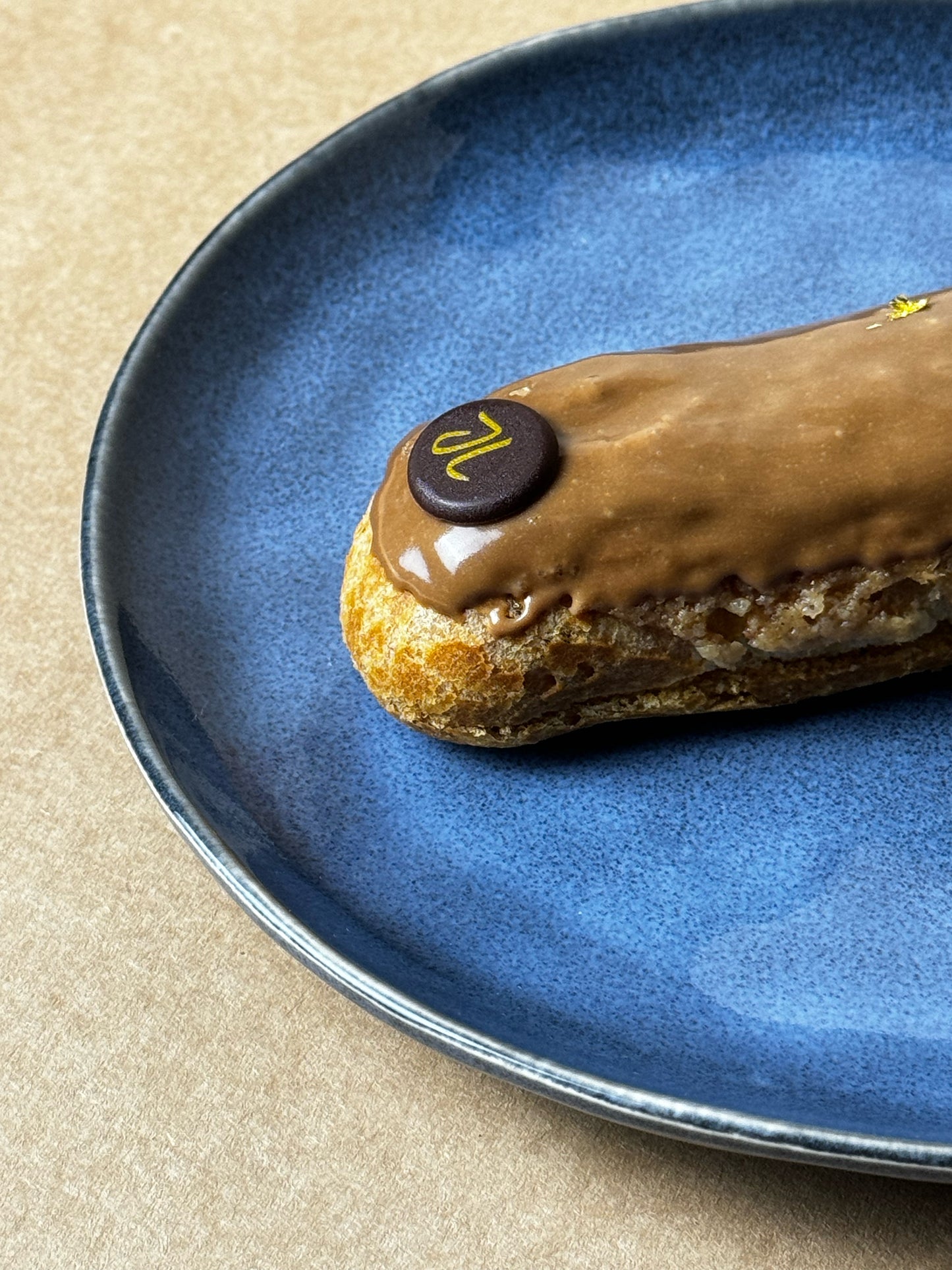Éclair au Café