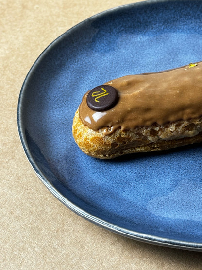Éclair au Café